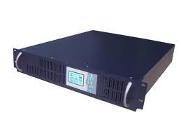 1kVA Rack 0.7kw ติดออนไลน์ UPS 115 - 300V AC เข้าส่งออกคลื่นไซน์บริสุทธิ์