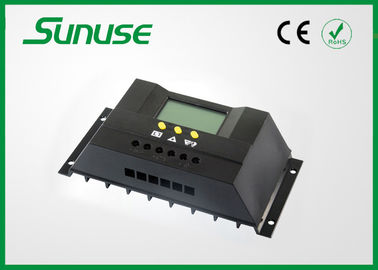 30A 12V / 24V PWM ค่าใช้จ่ายพลังงานแสงอาทิตย์ควบคุมสำหรับ Streetl ight / ระบบโซลาร์โฮม