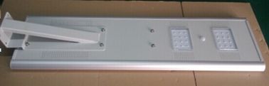 6m สูง 12W ไฟร้อน White Bridgelux IP66 กลางแจ้งแบบบูรณาการพลังงานแสงอาทิตย์ไฟถนน