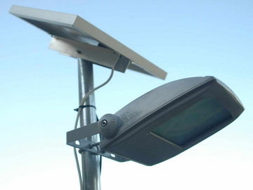 กันน้ำพลังงานแสงอาทิตย์ไฟน้ำท่วมกลางแจ้ง LED สำหรับไฟถนน 12V DC