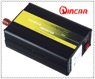 4X4 Off-Road อุปกรณ์เสริมดับเบิลตุ่มอินเวอร์เตอร์ Power Car ที่มีอำนาจ 400W ไฟกระชาก