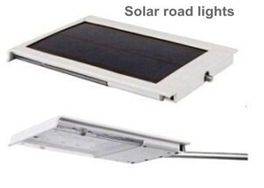 กันน้ำพลังงานแสงอาทิตย์เหนี่ยวนำไฟถนนหรี่แสงได้ 110V 220V 6500K CE ROHS UL